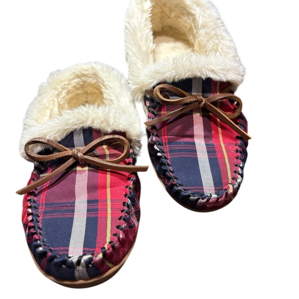 J Crew Tartan fur-lined plaid Lodge Moccasin’s size 6